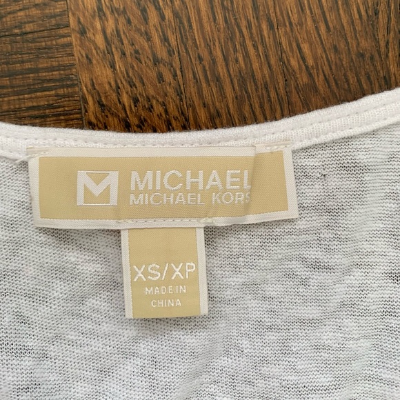 NWOT Michael Kors studded & scalloped hem tank - Picture 2 of 6